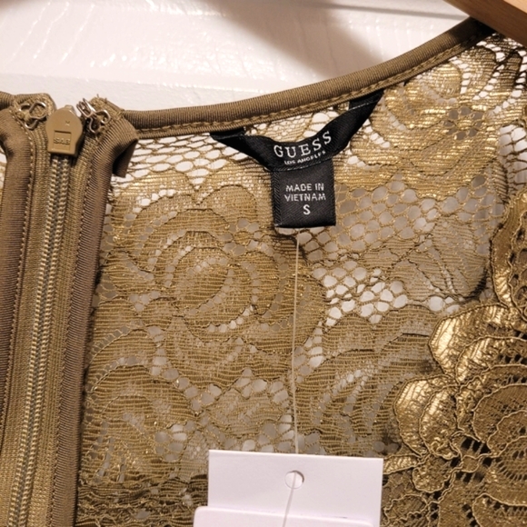 Flower Lace Dress - Picture 4 of 4